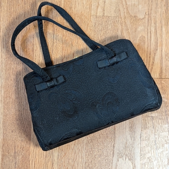 Vintage Handbags - Vintage Glam Black Evening Bag with Bow Detail & Sparkly Clasp ✨🖤